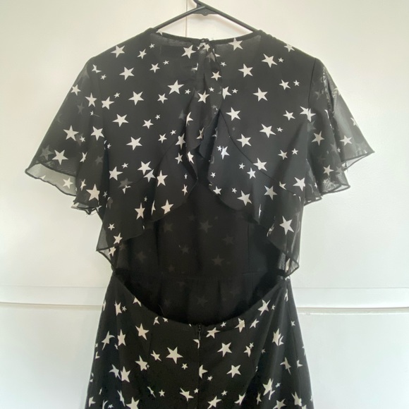 lioness open back star dress - Picture 5 of 7